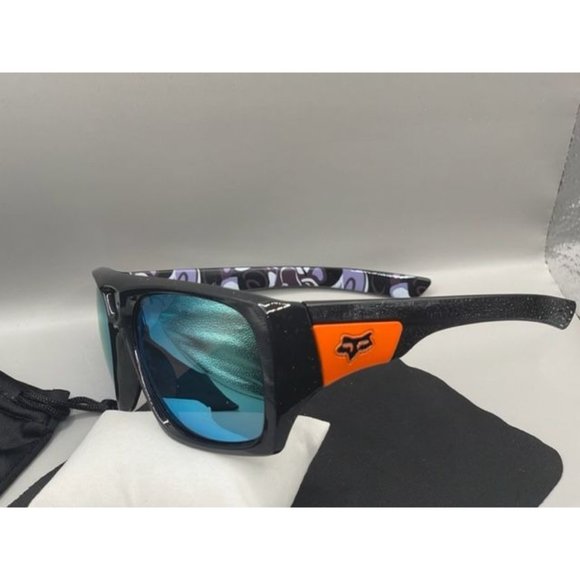 New Fox Brand  Sunglasses - Picture 2 of 5